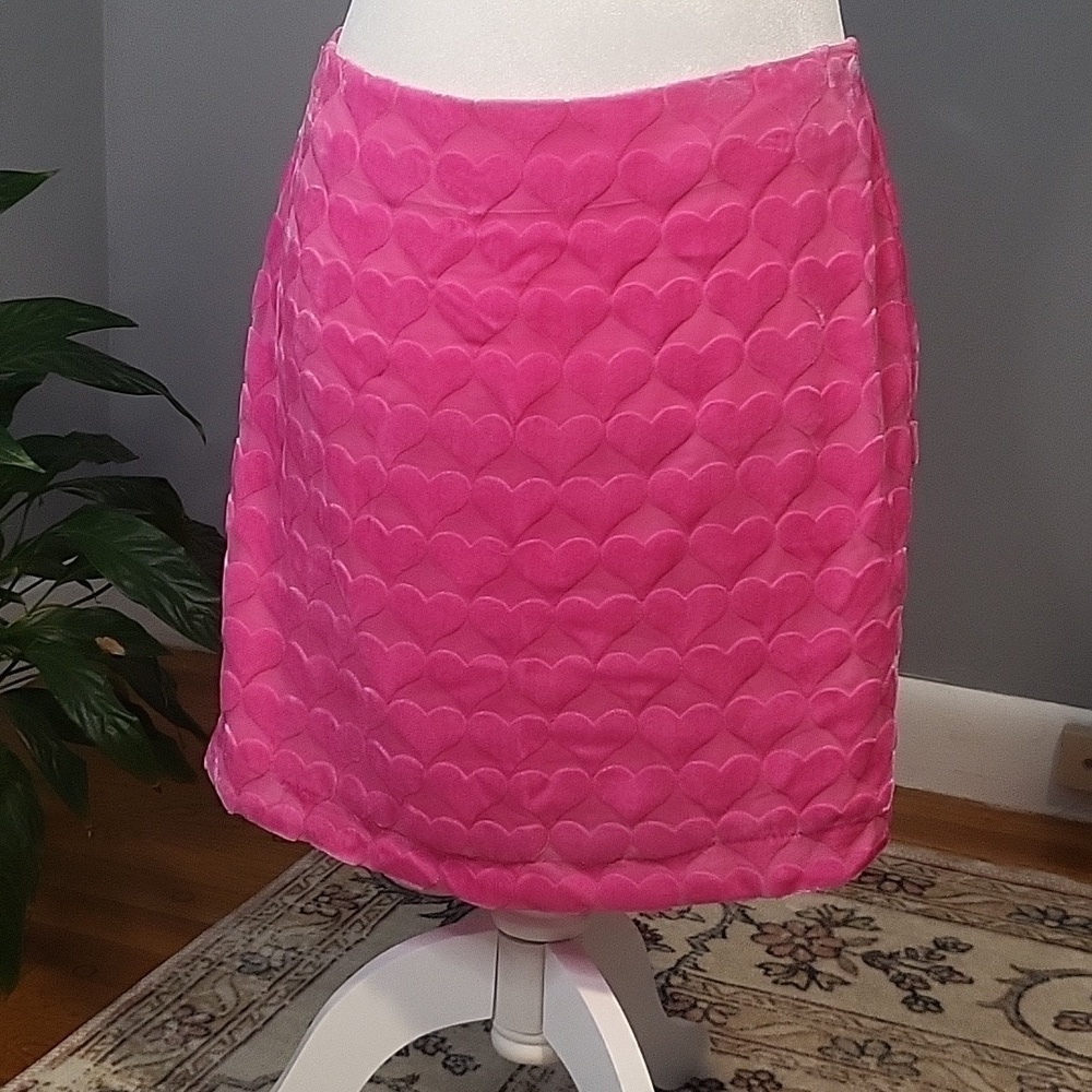 Cupcakes & Cashmere Pink Velour Velvet Heart Lined Mini Skirt Size 4 Valentine's